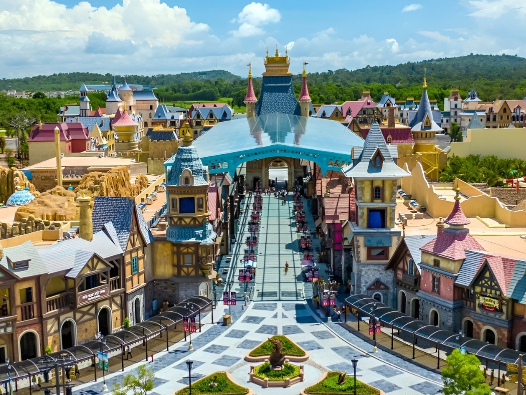 vinwonders hai van bay thumb